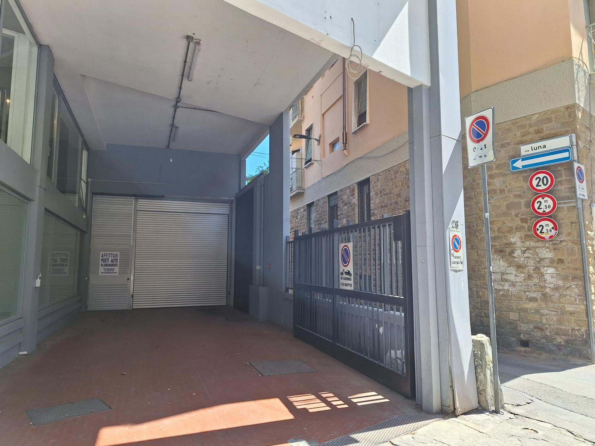 Flat Moon Over Florence Terrace And Free Parking Florença Exterior foto